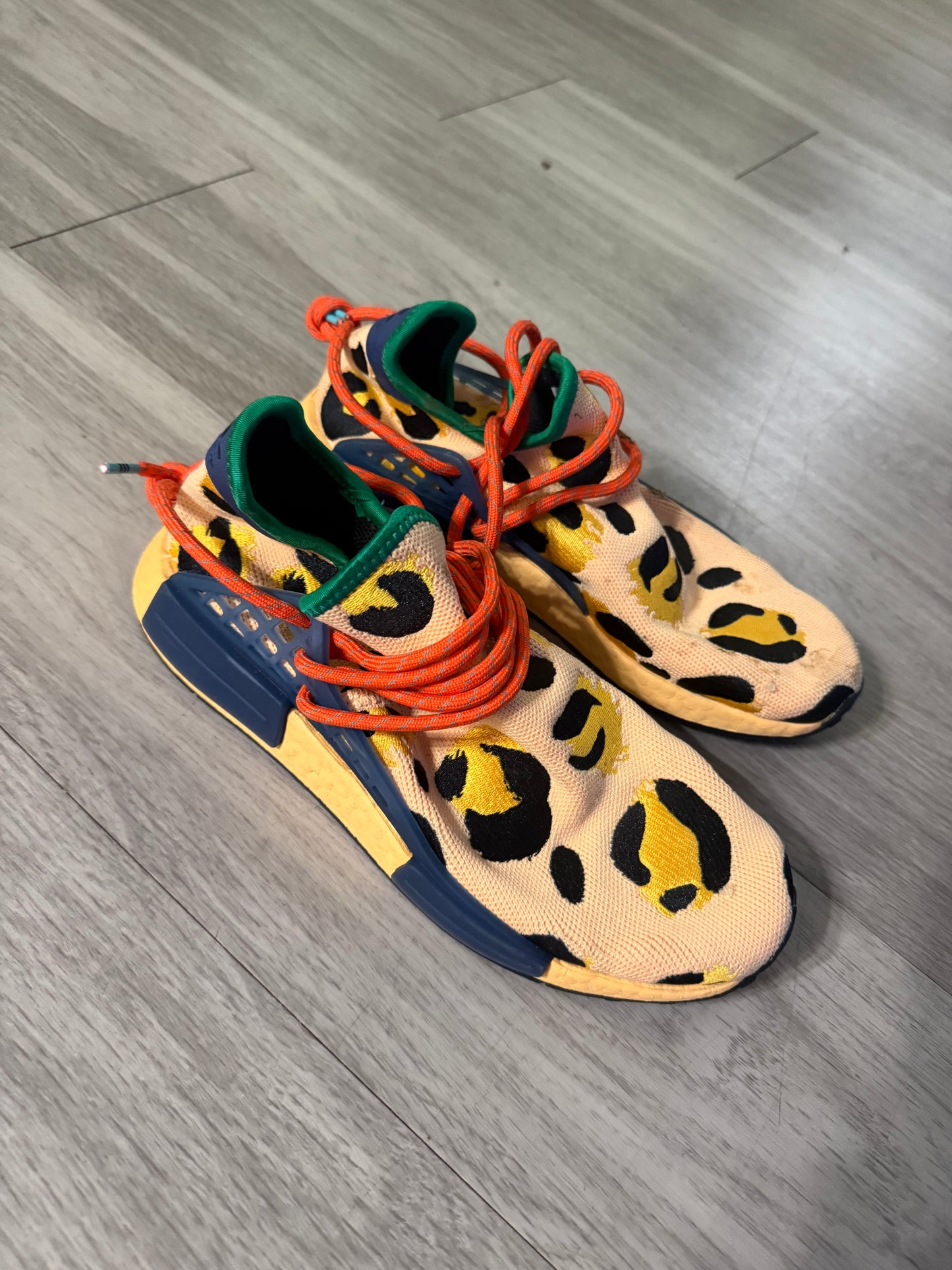 Adidas women 10