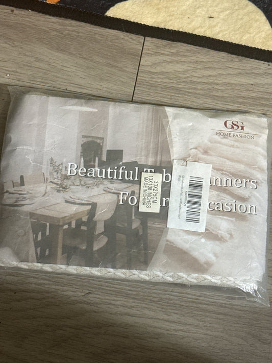 Table runner