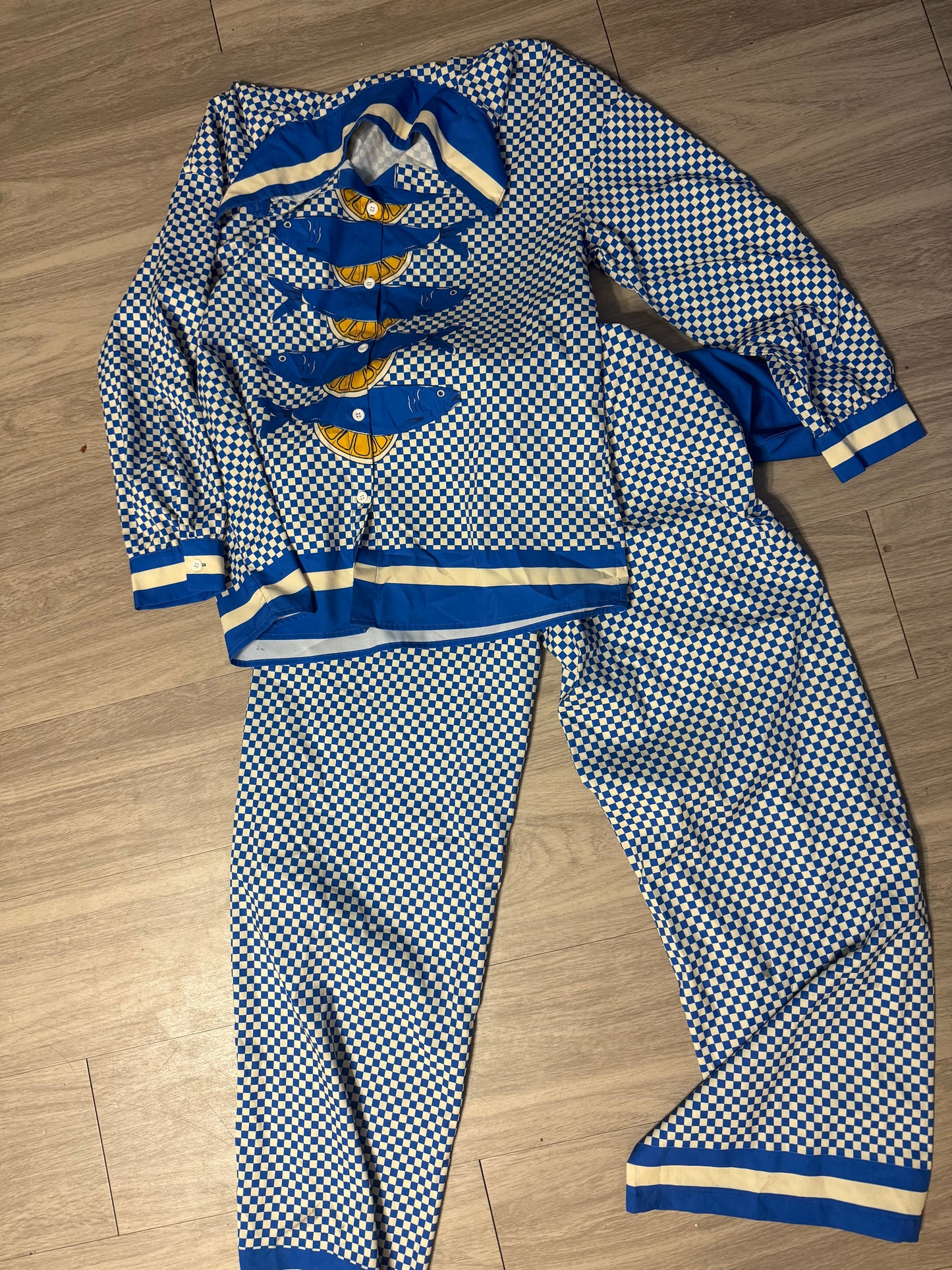 Medium satin  2 piece new