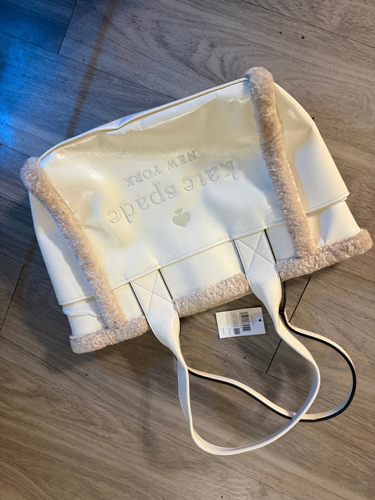Brand new. Retail $400