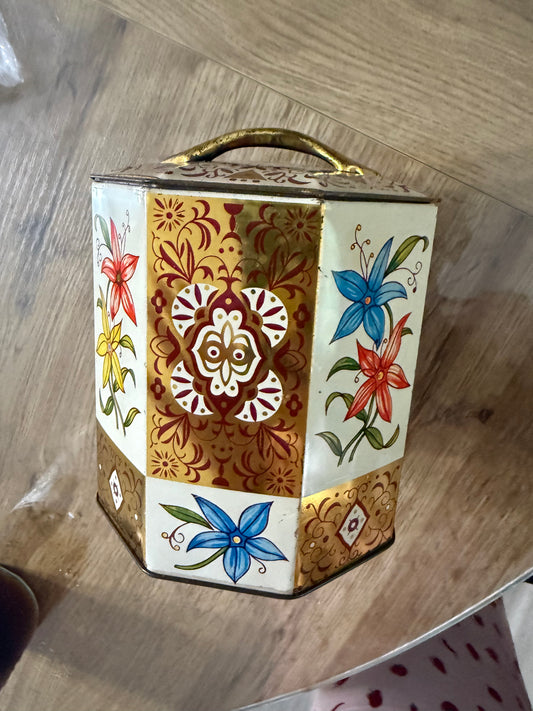 Vintage tin