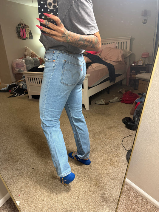 Levi’s never worn size 30