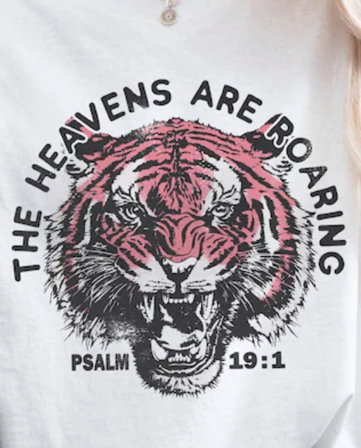 Heavens roaring T-Shirt