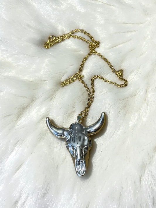 Bull horn necklace