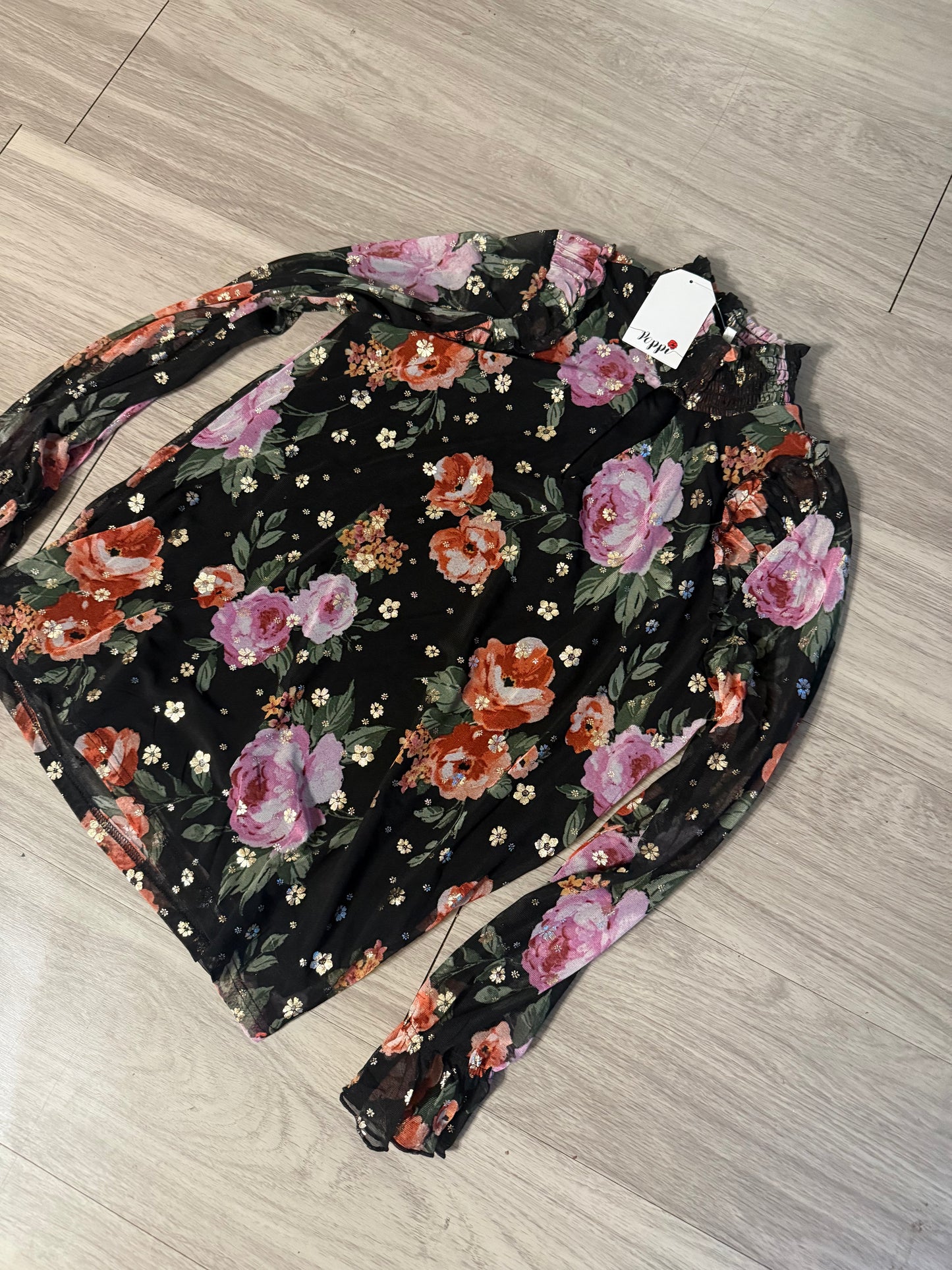 Medium brand new. (Copy)
