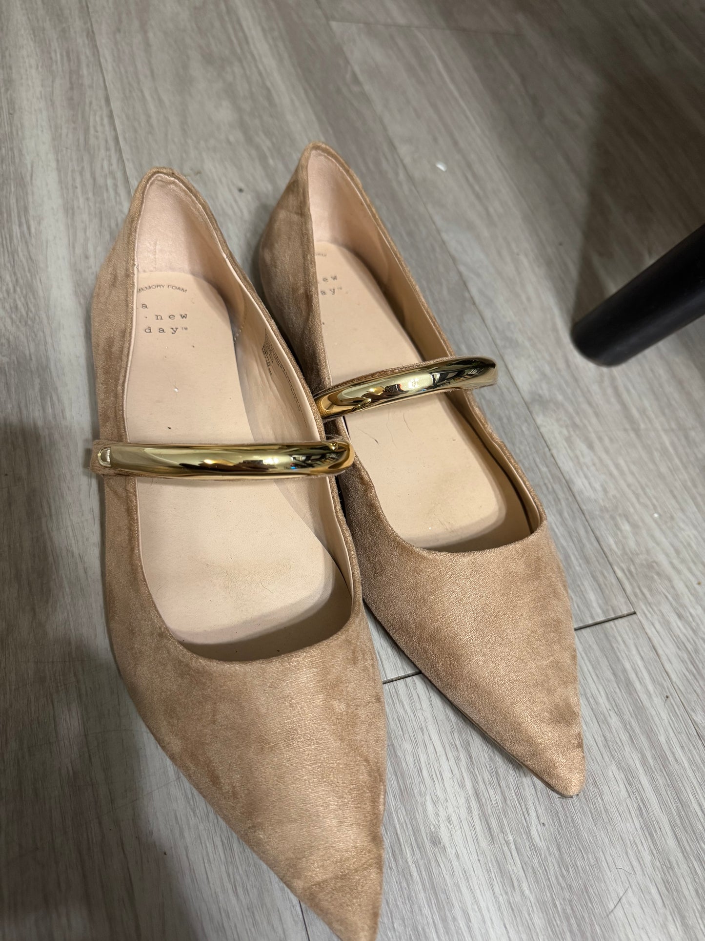 Size 10